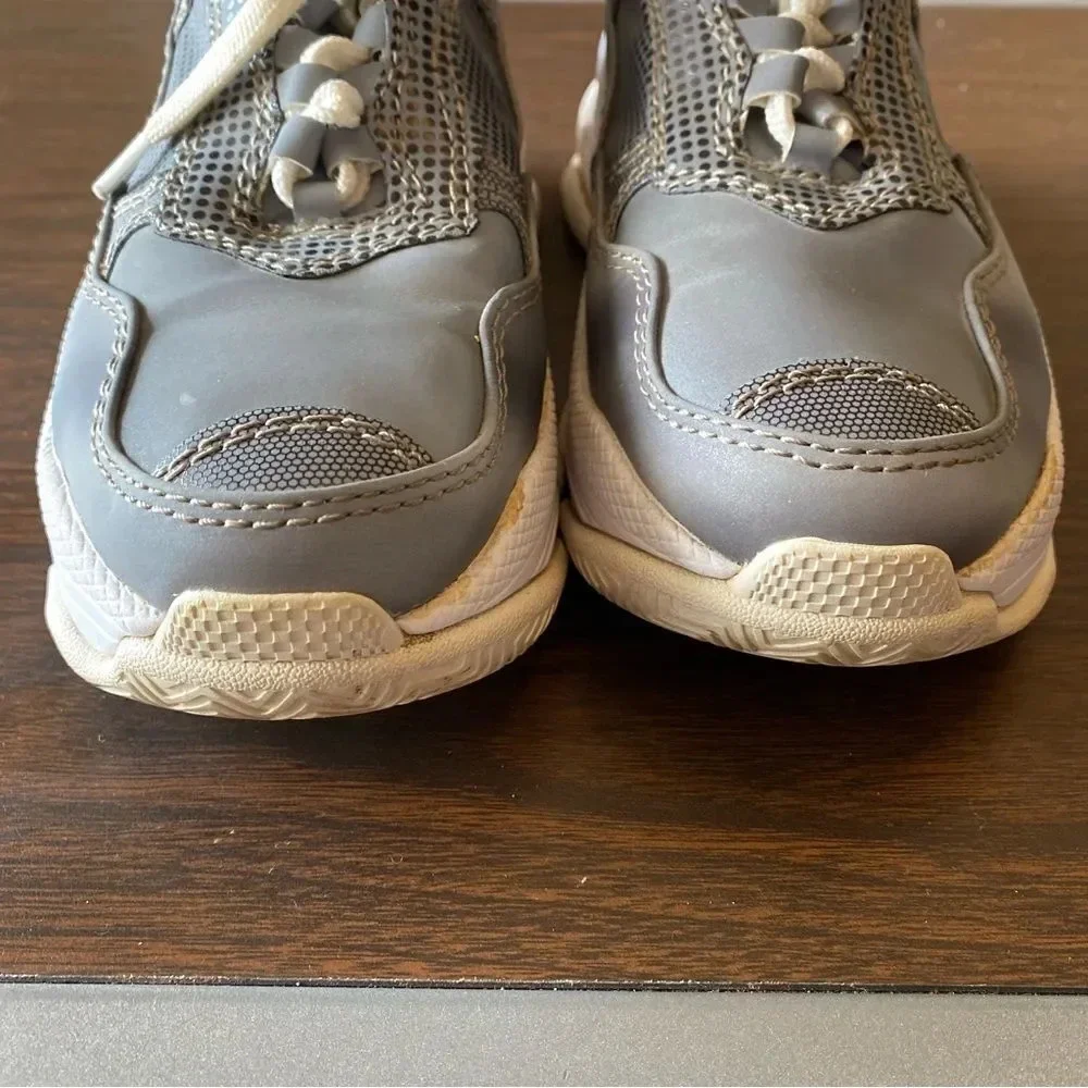 JEFFREY CAMPBELL Lo-Fi Mom Mod Sneaker Grey Reflective Free People Gray Size 7.5